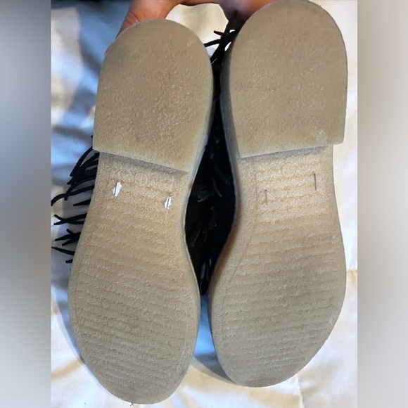 NEW Andre Assous Ankle Fringe Black Booties Suede Leather Boots - Picture 4 of 7